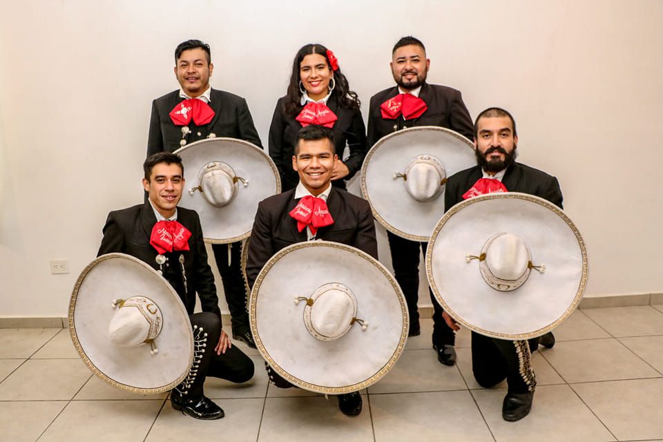 Mariachi tradicional a domicilio en Monterrey para serenatas y eventos